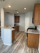 12910 Redbud Shores Ln in Houston, TX - Building Photo - Building Photo