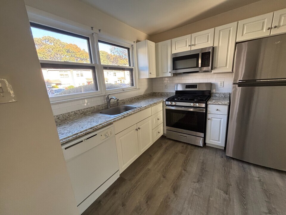 79 Tavistock Dr in Little Egg Harbor Township, NJ - Building Photo