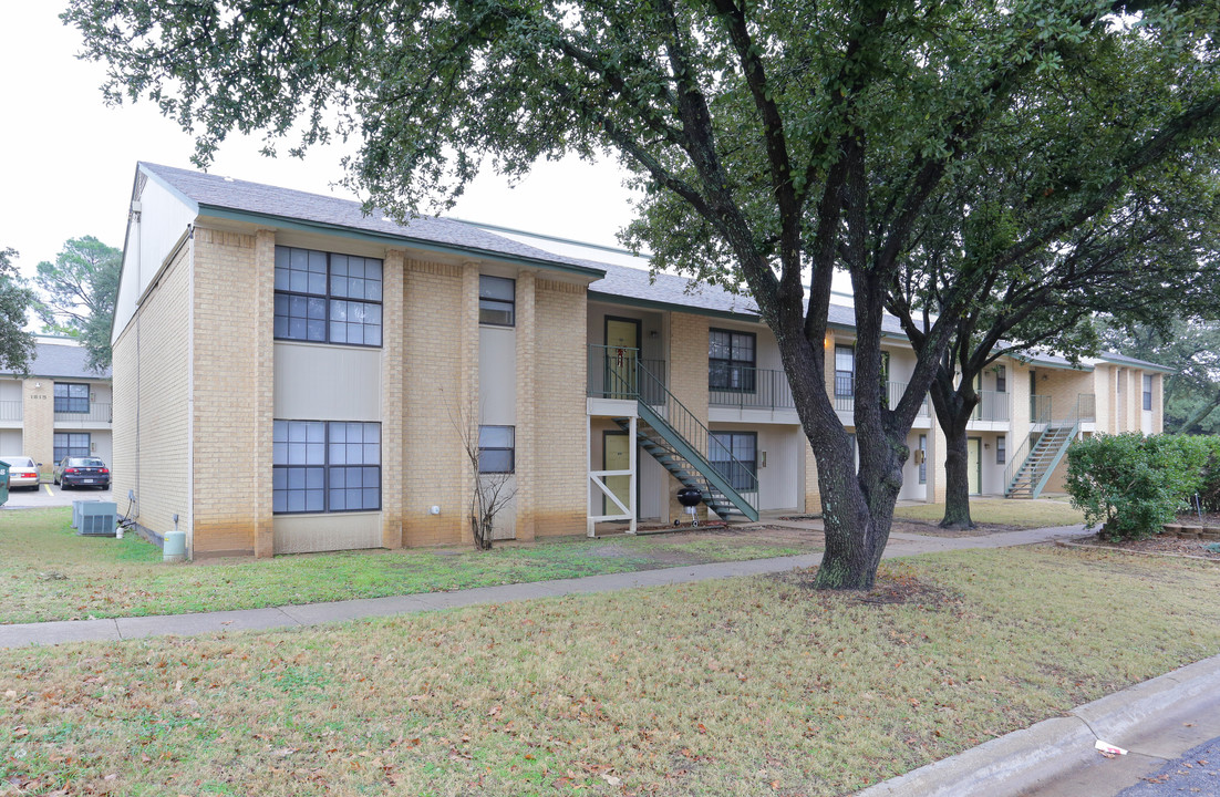 Westminster Garden Apartments in Denton, TX - Foto de edificio