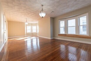 29 Marlborough Ave in Providence, RI - Building Photo