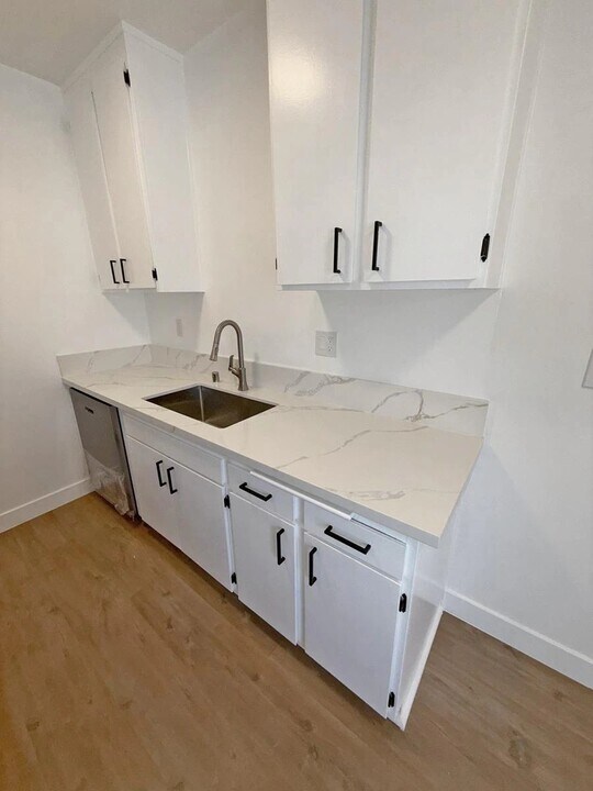 5307 Sepulveda Blvd in Los Angeles, CA - Building Photo