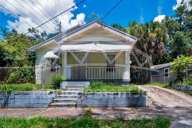 property at 1671 W 35th St