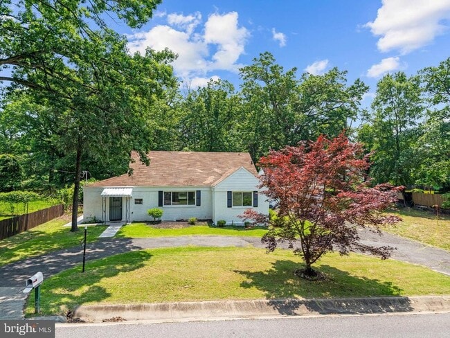 property at 5004 Barnaby Ln