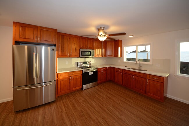 1314 Hoohulu St in Pearl City, HI - Foto de edificio - Building Photo