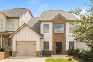 161 Colony Park Ln, Unit 702 in Locust Grove, GA - Building Photo