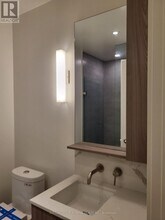 120 Broadway Ave in Toronto, ON - Building Photo - Building Photo