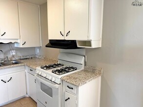 1606 Central E Fwy in Wichita Falls, TX - Building Photo - Building Photo