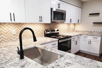The Arts Apts at Park Place in Hurst, TX - Building Photo - Building Photo