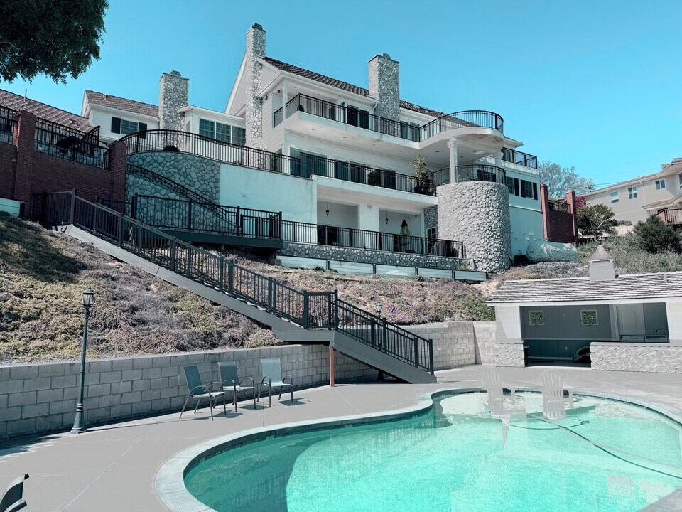 9589 Alto Dr, Unit 9589 in La Mesa, CA - Foto de edificio