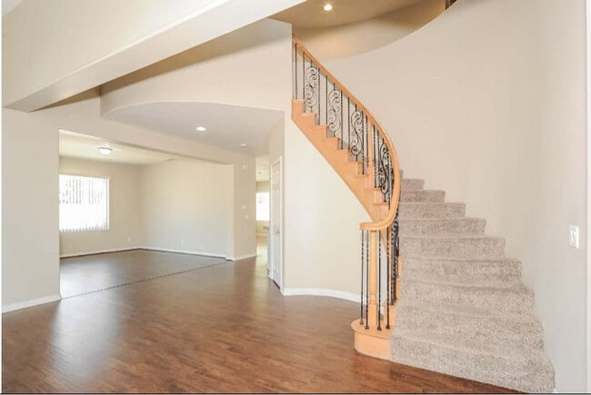39410 Indigo Sky Ave in Palmdale, CA - Foto de edificio - Building Photo