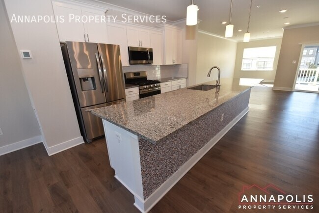 604 Chalcedony Ln in Glen Burnie, MD - Building Photo - Building Photo
