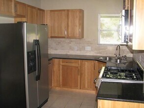 907 W 30th St in Austin, TX - Building Photo - Building Photo