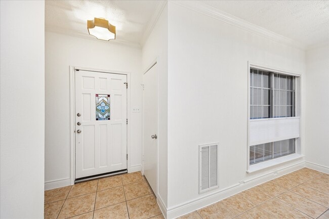 6721 Belmont St in Houston, TX - Building Photo - Building Photo