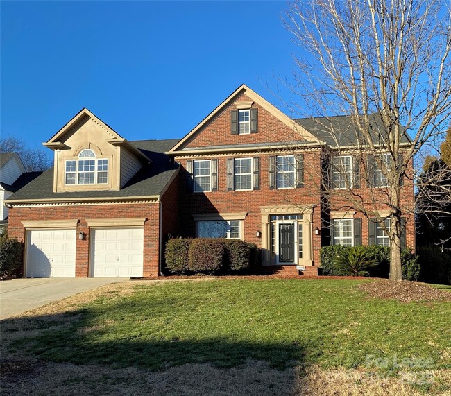 property at 605 Queenswater Ln