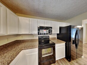 313 Crafton Trail Loop in Blacklick, OH - Building Photo - Building Photo