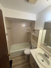 737-737 E Gift Ave in Peoria, IL - Building Photo - Building Photo