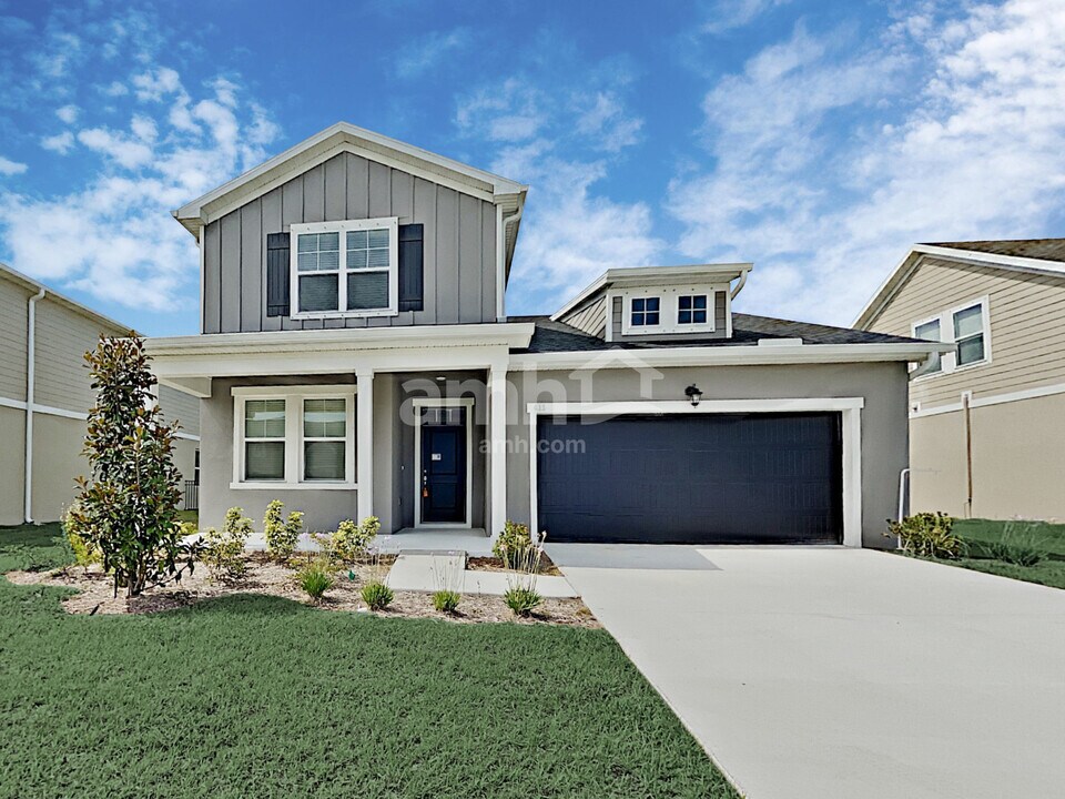 411 Pine Terrace Dr in Ruskin, FL - Building Photo