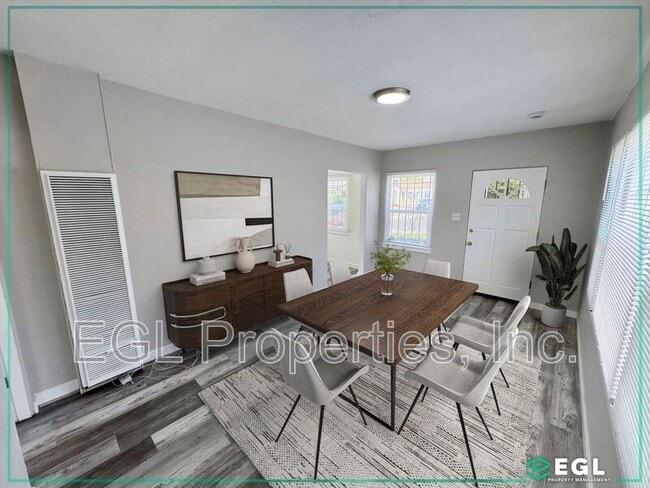 property at 3039 Bronson Ave