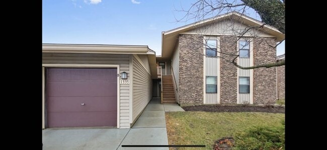 property at 1335 Gifford Ct