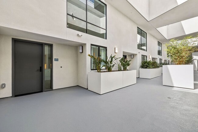 property at 24722 Del Prado Ave