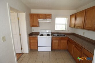 203 W Bobwhite Ln in Harker Heights, TX - Building Photo - Building Photo