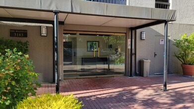 3183 Wayside Plaza in Walnut Creek, CA - Building Photo - Building Photo