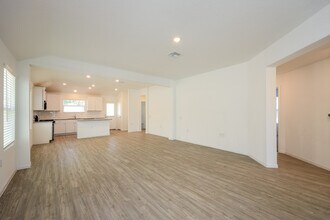 4411 Meadowland Pl in San Antonio, TX - Building Photo - Building Photo