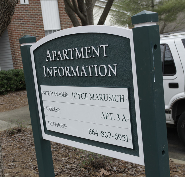 Valley View Apartments in Fountain Inn, SC - Foto de edificio - Building Photo