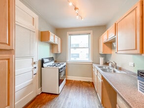 1337 W Lunt Ave, Unit M02H in Chicago, IL - Building Photo - Building Photo