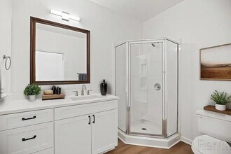 Weston Lakeside Apartments in Cary, NC - Building Photo - Building Photo