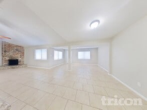 5515 Fallengate Dr in Spring, TX - Building Photo - Building Photo