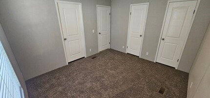178 Magnolia Pl in Belleville, MI - Building Photo - Building Photo