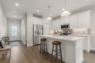 2806 Buccaneer Trl in Bryan, TX - Building Photo - Building Photo