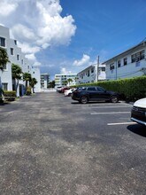 1185 Marseille Dr in Miami Beach, FL - Building Photo - Building Photo