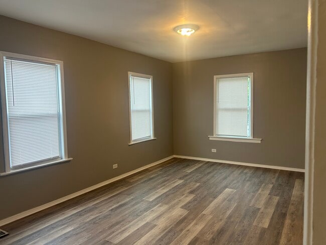 8459 S Morgan St, Unit 2 in Chicago, IL - Building Photo - Building Photo