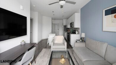 2165 Nolensville Pk, Unit 2-306 in Nashville, TN - Building Photo - Building Photo