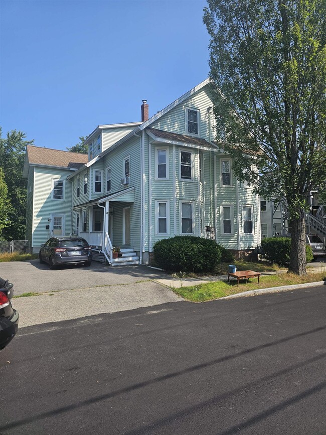 19 E Concord St
