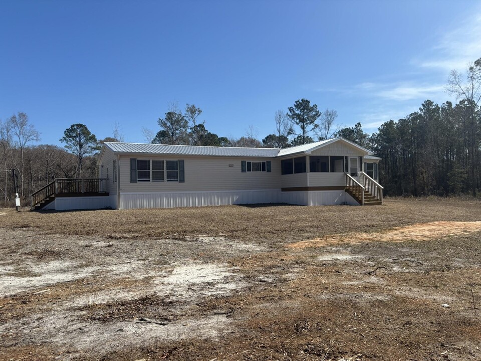 8989 T Bird Rd in Tallahassee, FL - Building Photo