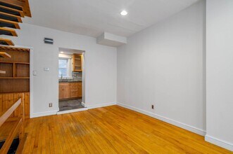 802 LeCount St in Philadelphia, PA - Building Photo - Building Photo