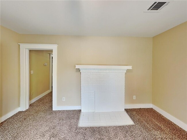 2497 Lakewood Ave SW in Atlanta, GA - Building Photo - Building Photo