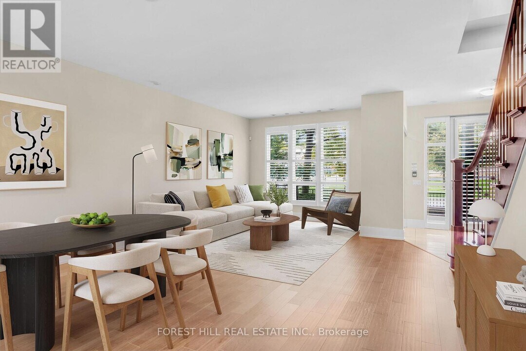 15 Viking Ln in Toronto, ON - Building Photo