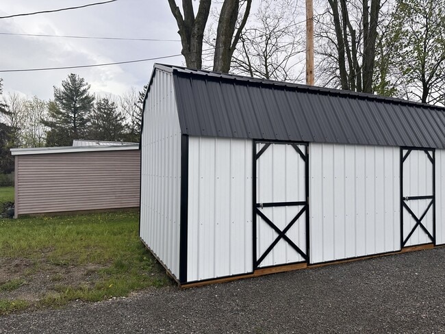 330 Davis St in Van Wert, OH - Building Photo - Building Photo