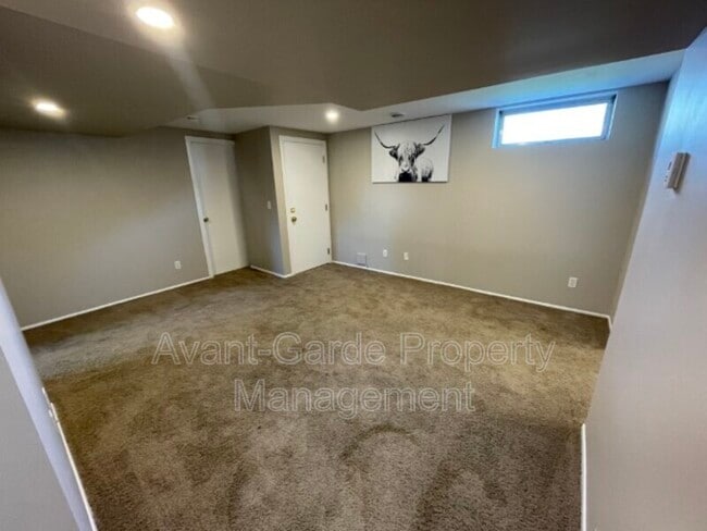 property at 21 Chippewa Rd