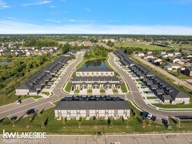 28287 Loews Dr in New Baltimore, MI - Building Photo