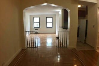 105 Arden Street in New York, NY - Building Photo - Floor Plan