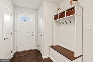 410 Arbor Blvd in Perkasie, PA - Building Photo