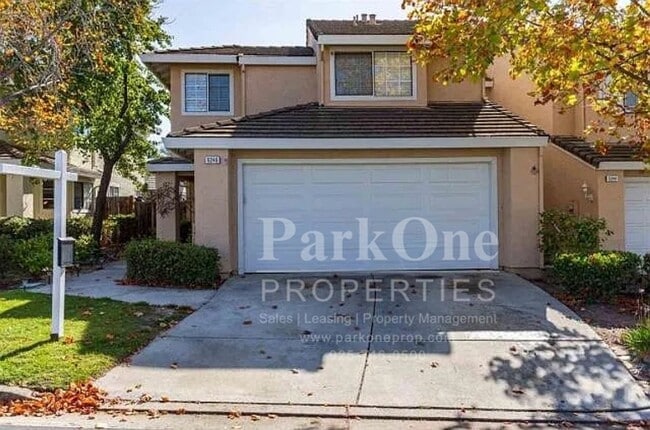 property at 5264 Pebble Glen Dr