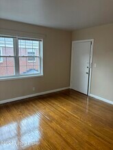 3802 Nanz Ave, Unit 6 in St Matthews, KY - Building Photo - Building Photo