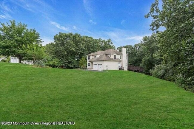 380 Sapphire Dr in Jackson Township, NJ - Building Photo - Building Photo