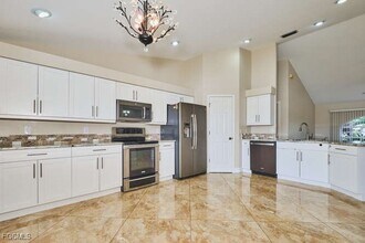 16561 Wellington Lakes Cir in Ft. Myers, FL - Building Photo - Building Photo